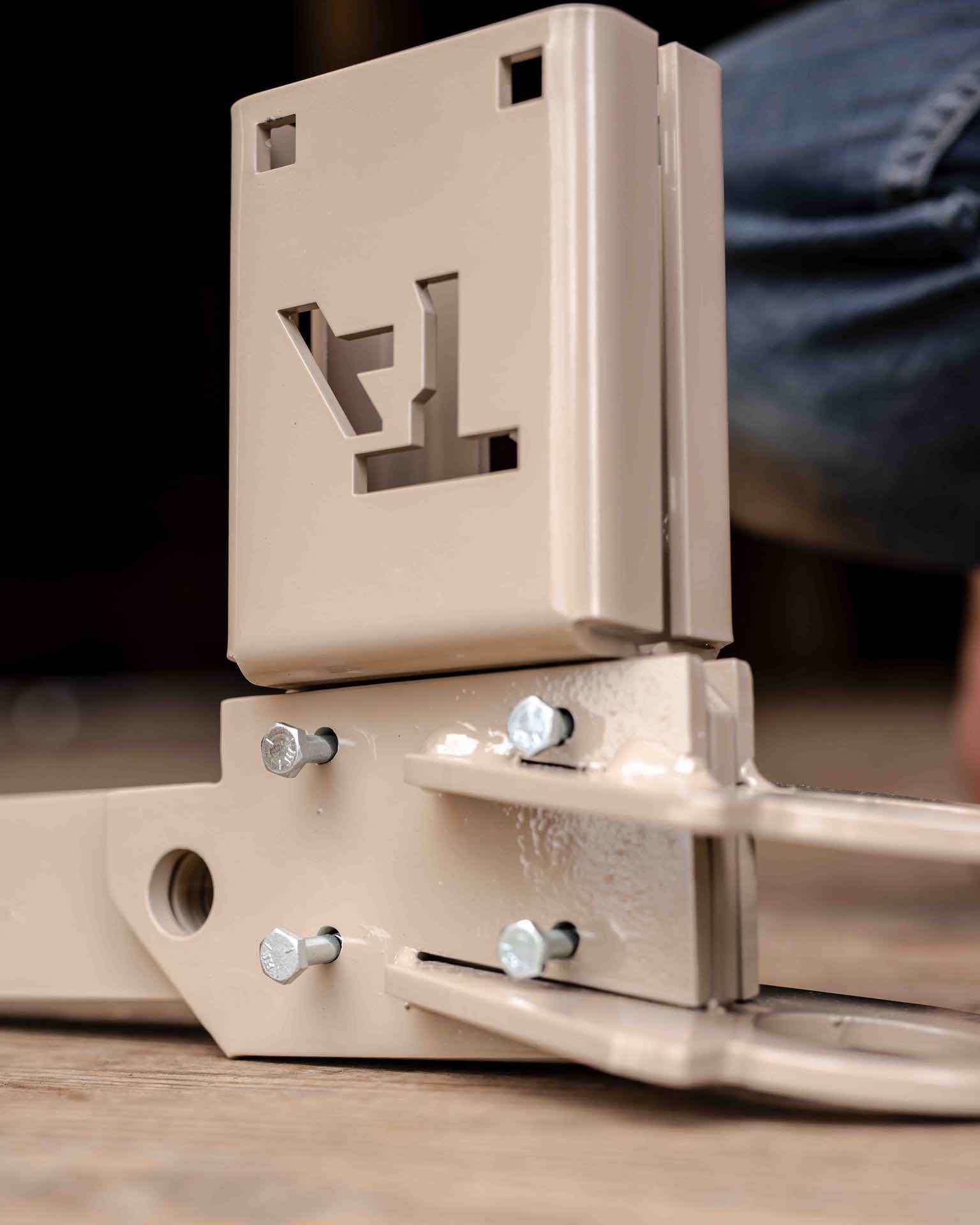 Assembling a AR550 Hostage Assembly