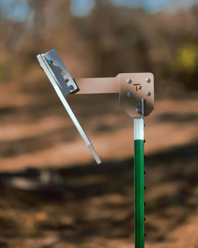 Side view of reduced C Zone AR550 A-DAP Target Plate and adjustable lean angle. 