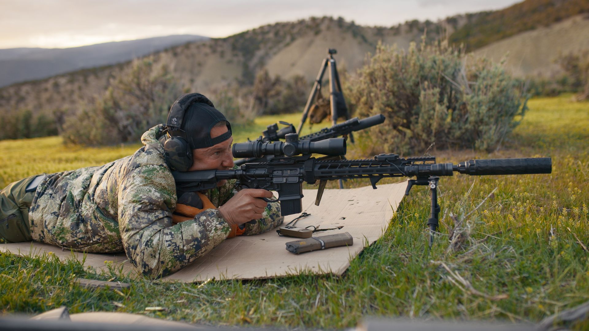 6MM Shooting the KYL Plate Rack Colorado Range owner, Dave, precision shooting his 6mm Arc at the KYL Plate Rack