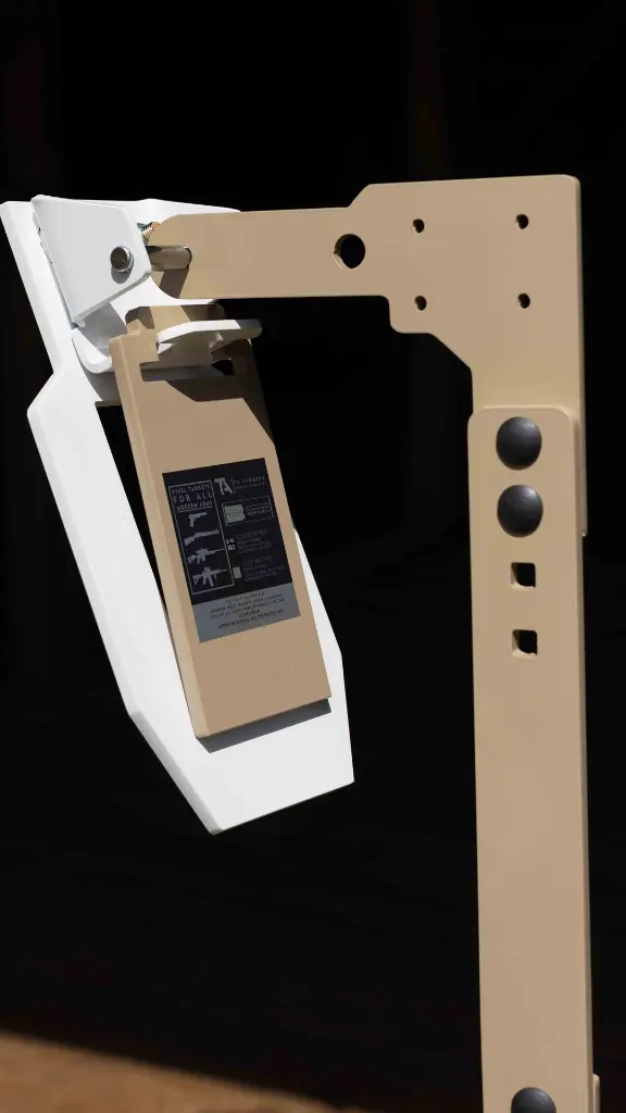 2023-04-24 MINI VZ LOW RES-37.webp