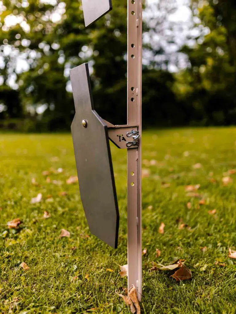 FRONT MOUNT T-POST MOUNT 4X3 XLR-5.webp