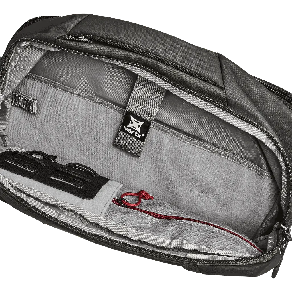 VTX5042_RudderGreen_MainCompartment_000.webp