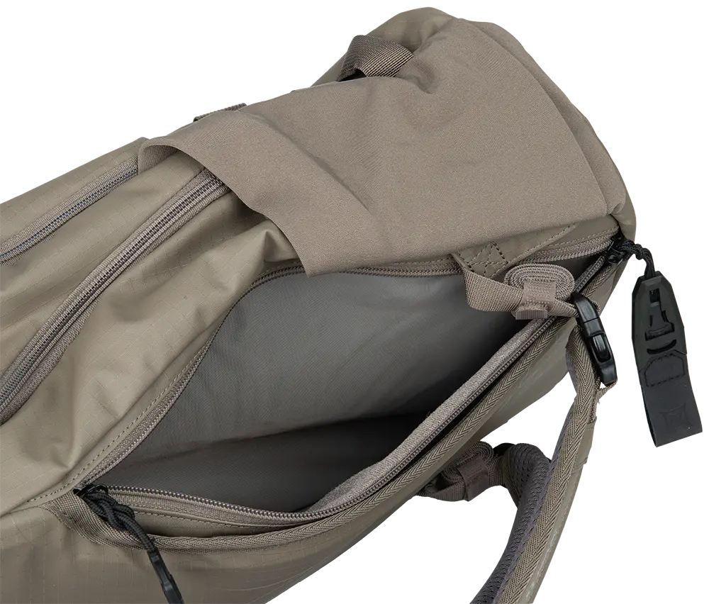 VTX5305SHC Urban Ghost Sling 20L Pocket_000.webp
