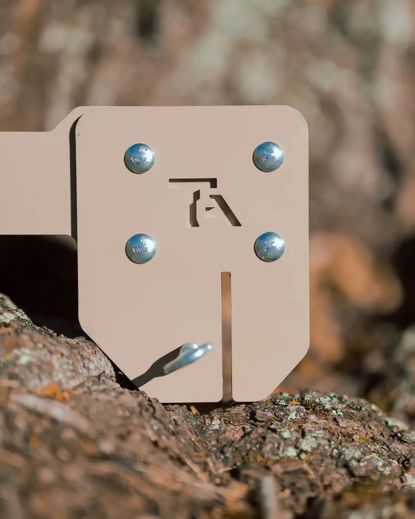 A-DAP T POST BRACKET 4X5 XLR-28.webp