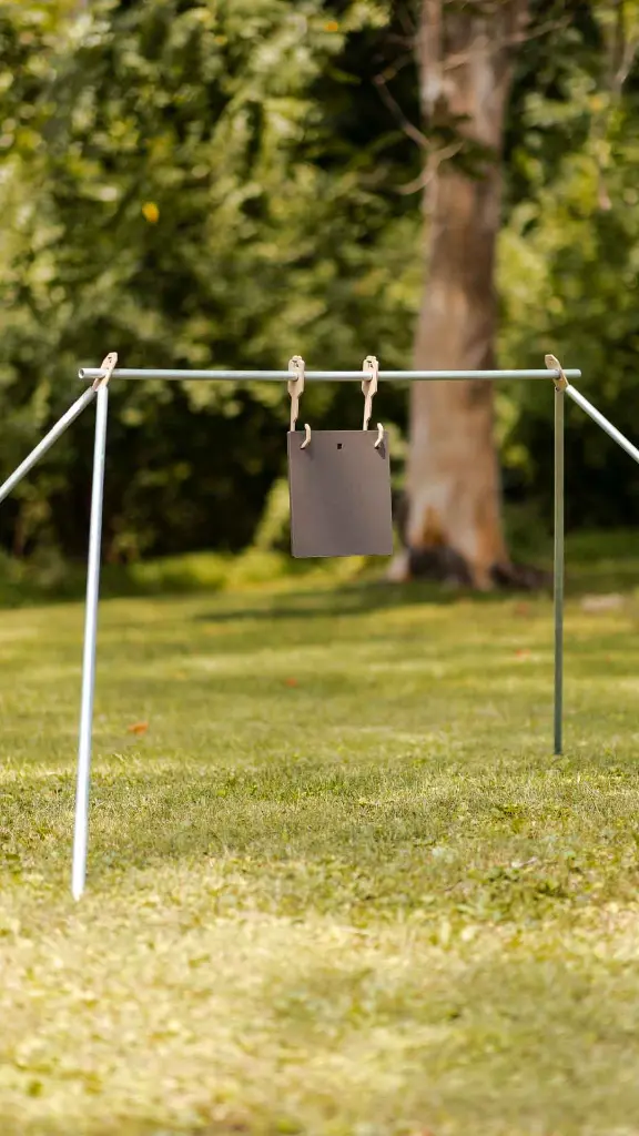 CONDUIT GONG HANGER 16X9 XLR-6.webp